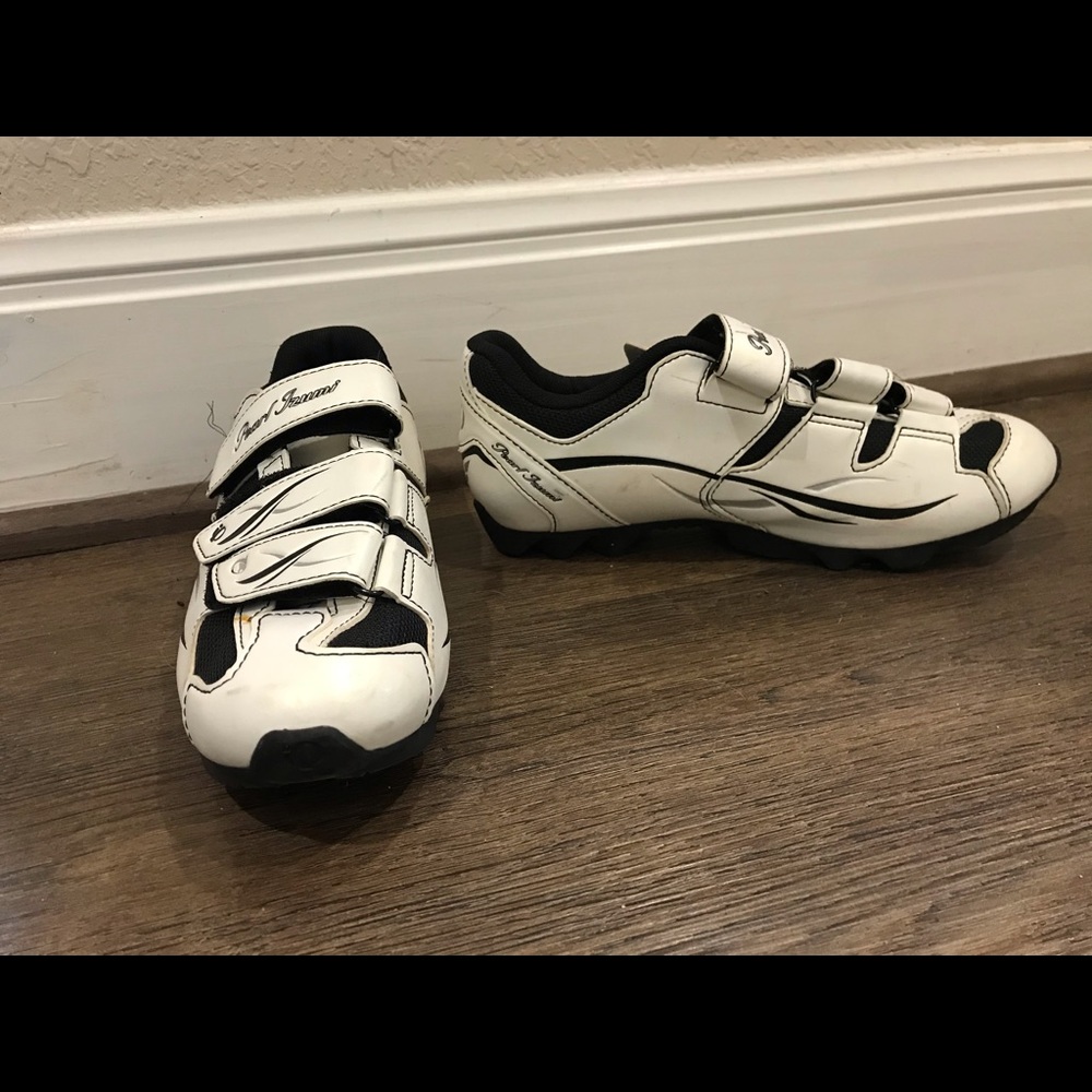 Pearl Izumi cycling / spinning shoes